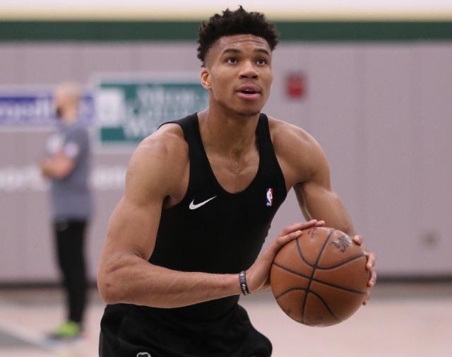 奖金或调整 奖金或调整