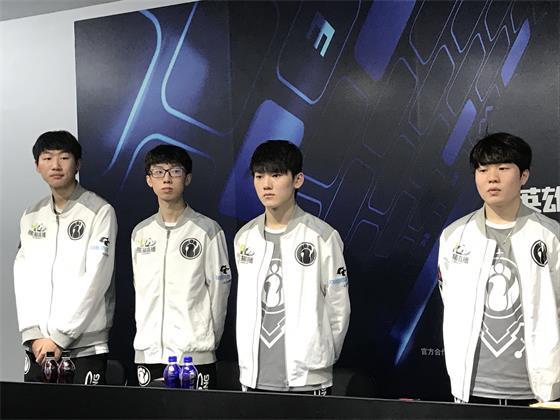 都保持了对 都保持了对