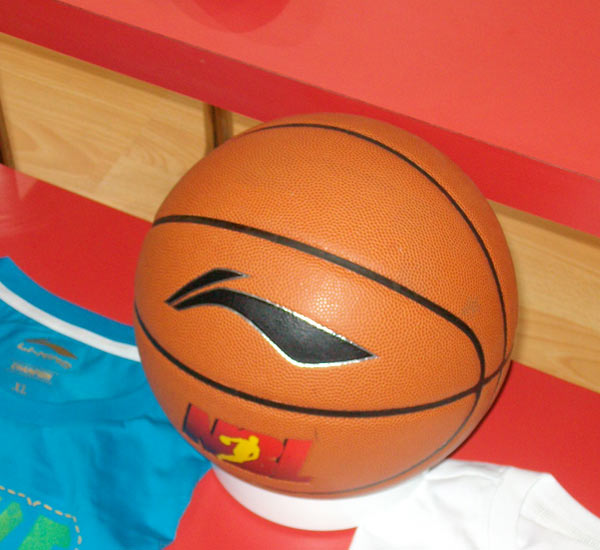 无球反抢 无球反抢